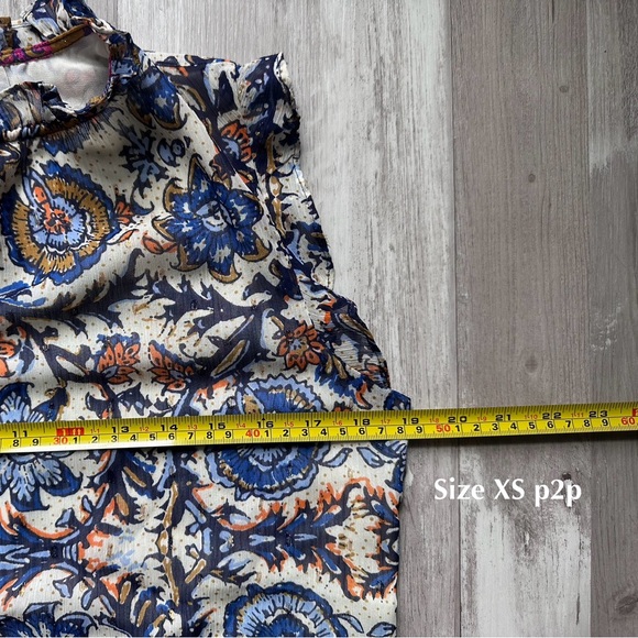 Joie Boho Ruffle Blue & White Paisley Floral Sleeveless Blouse - Picture 4 of 10